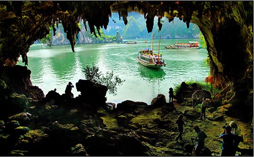 Bo Nau cave. Photo: Dao Quang Minh